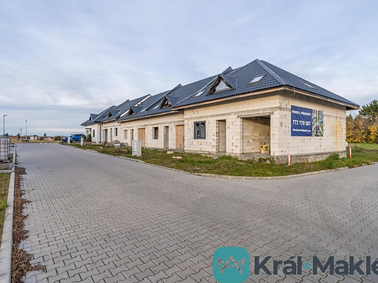 Prodej rodinného domu 145 m², pozemek 304 m² - foto 3