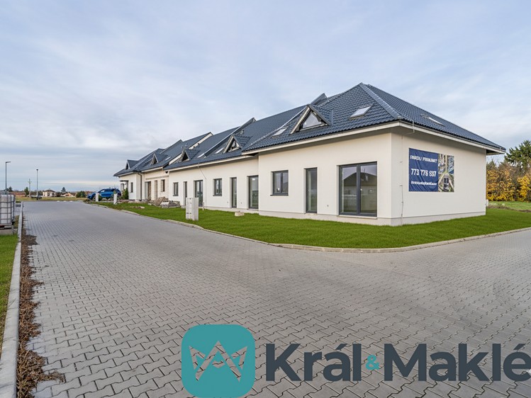 Prodej rodinného domu 145 m², pozemek 304 m² - foto 4