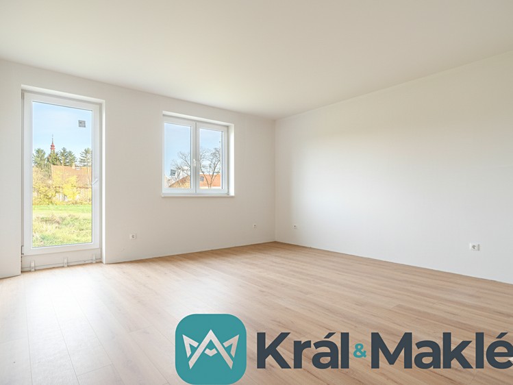 Prodej rodinného domu 145 m², pozemek 304 m² - foto 6