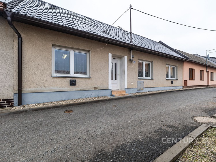 Prodej rodinného domu 117 m², pozemek 404 m² - foto 1