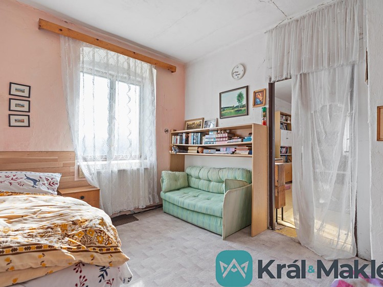 Prodej rodinného domu 167 m², pozemek 803 m² - foto 7