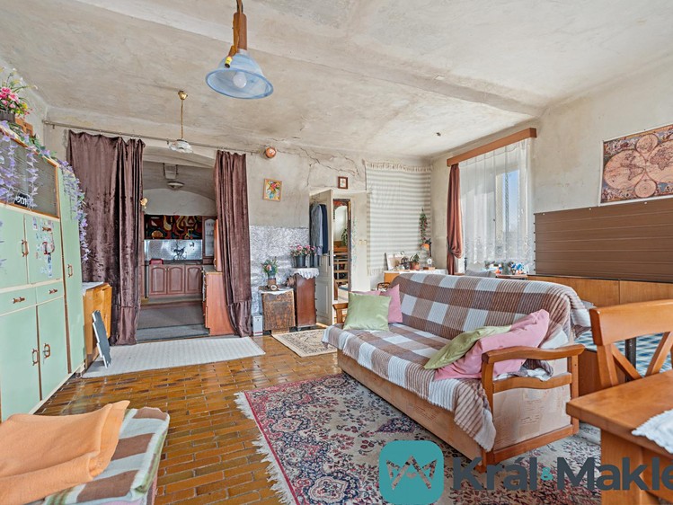 Prodej rodinného domu 167 m², pozemek 803 m² - foto 6