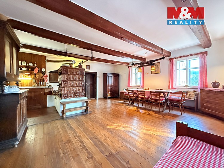 Prodej rodinného domu 265 m², pozemek 3 631 m² - foto 6