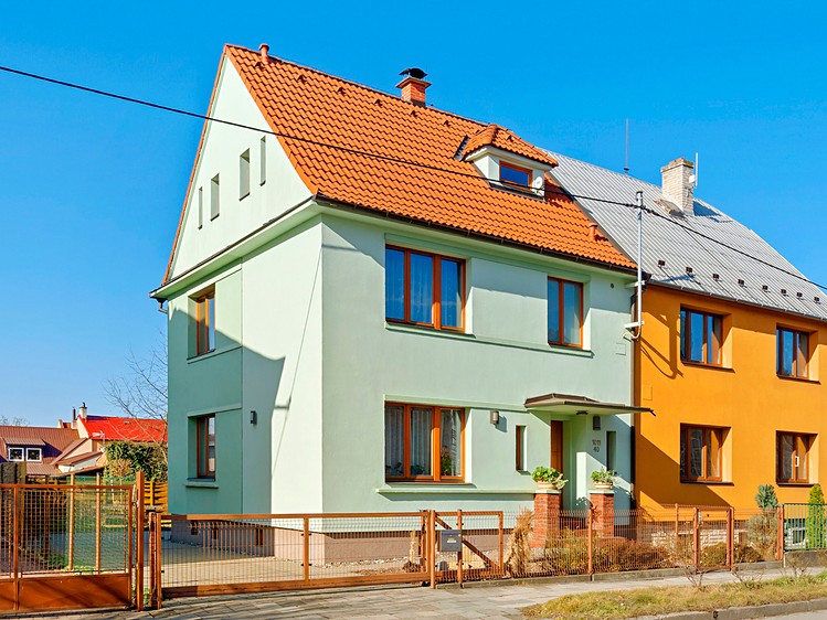 Prodej rodinného domu 180 m², pozemek 360 m² - foto 1