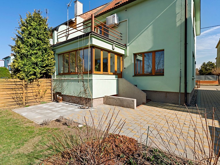 Prodej rodinného domu 180 m², pozemek 360 m² - foto 6