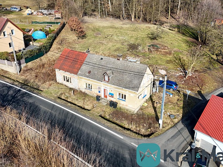 Prodej rodinného domu 155 m², pozemek 1 076 m² - foto 5