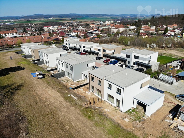 Prodej rodinného domu 126 m², pozemek 503 m² - foto 2