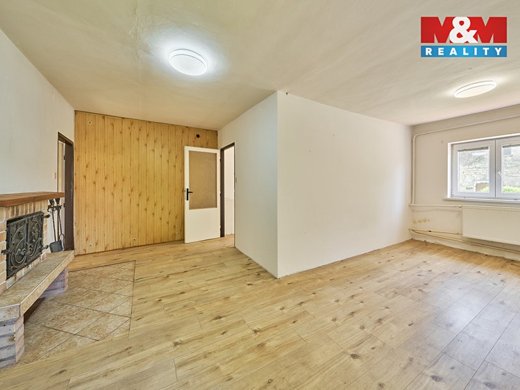 Prodej rodinného domu 185 m², pozemek 769 m² - foto 4
