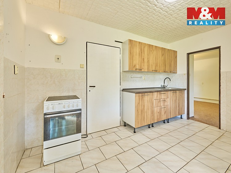 Prodej rodinného domu 185 m², pozemek 769 m² - foto 5