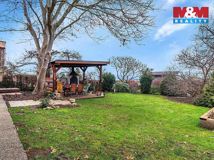 Prodej rodinného domu 155 m², pozemek 646 m² - foto 7