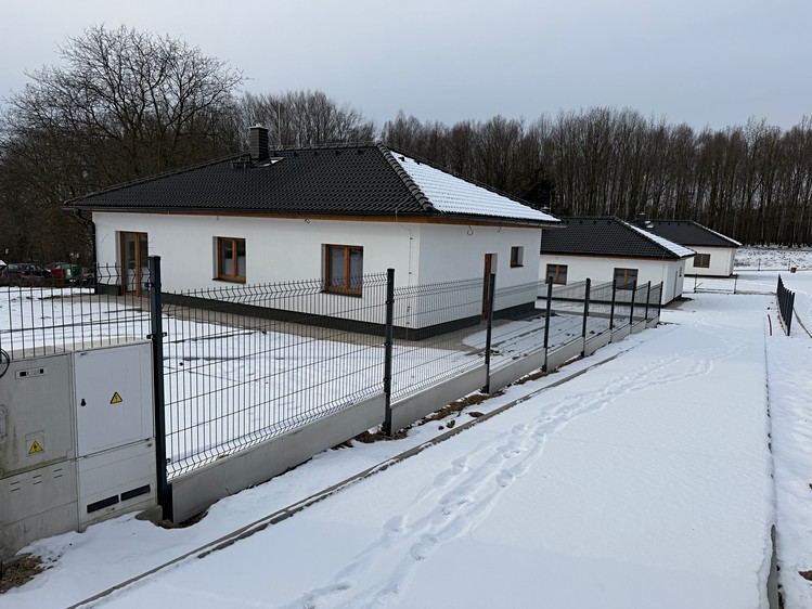 Prodej rodinného domu 86 m², pozemek 851 m² - foto 1
