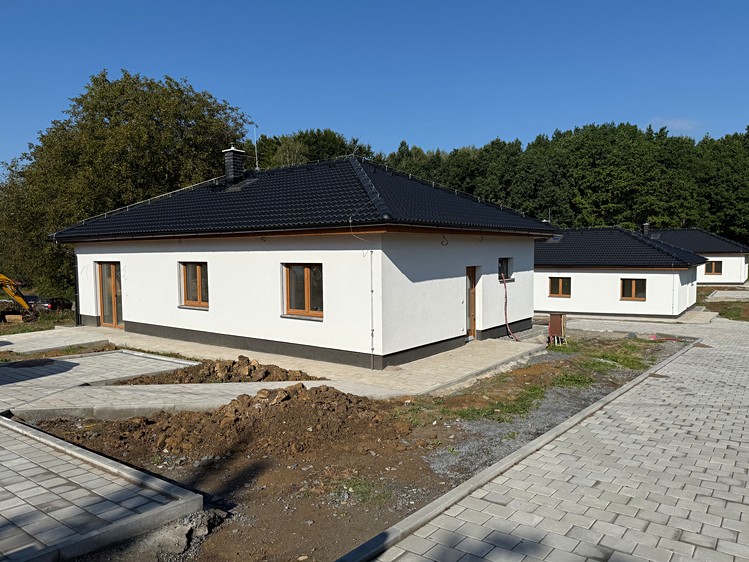 Prodej rodinného domu 86 m², pozemek 851 m² - foto 3