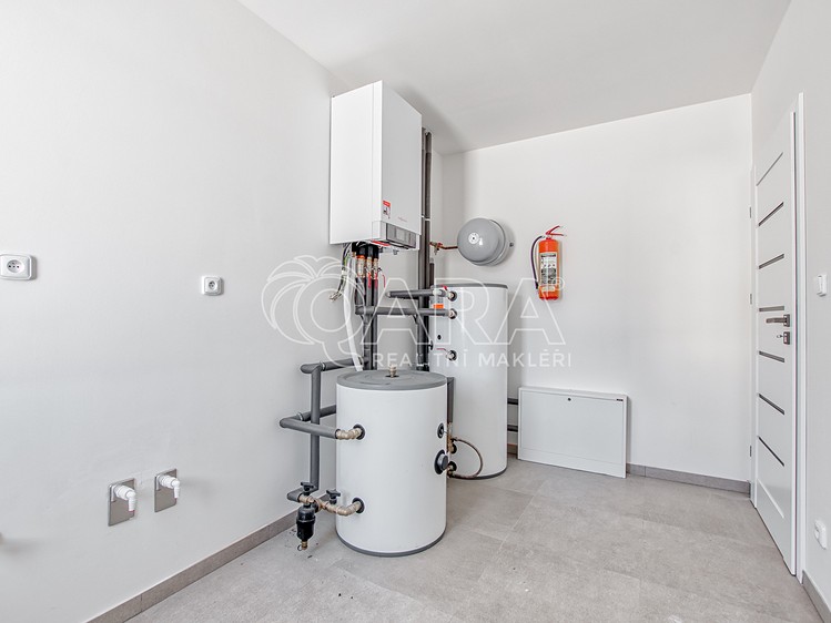 Prodej  rodinného domu 199 m², pozemek 1 102 m² - foto 8