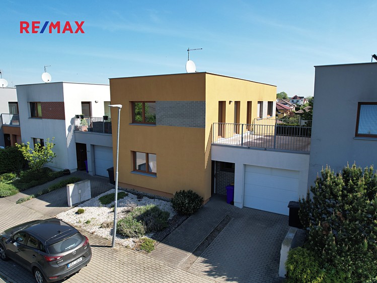 Prodej rodinného domu 141 m², pozemek 296 m² - foto 6