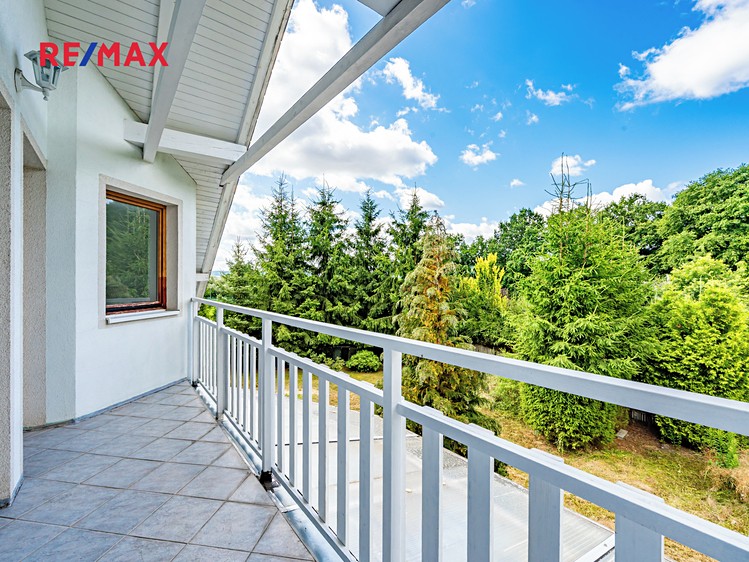Prodej rodinného domu 154 m², pozemek 955 m² - foto 5
