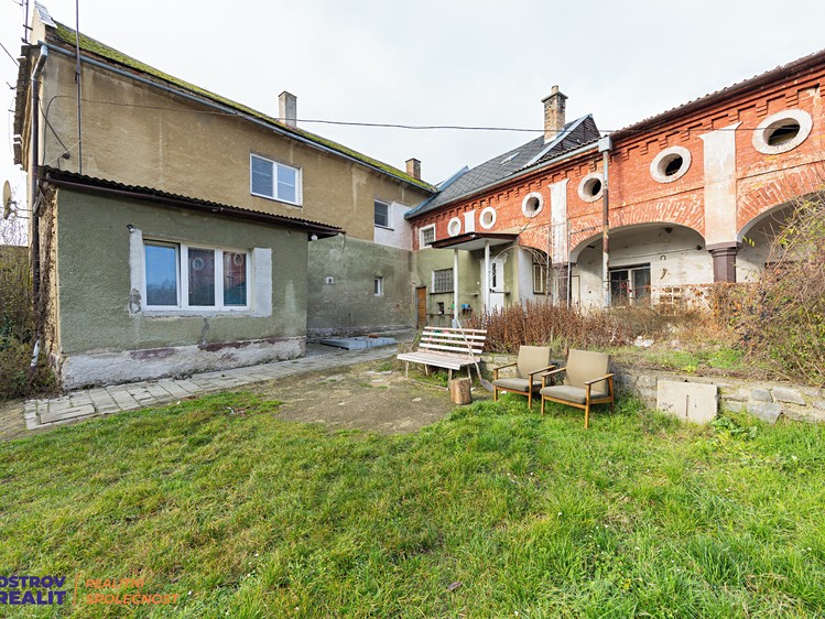 Prodej zemědělské usedlosti 380 m², pozemek 3 209 m² - foto 2