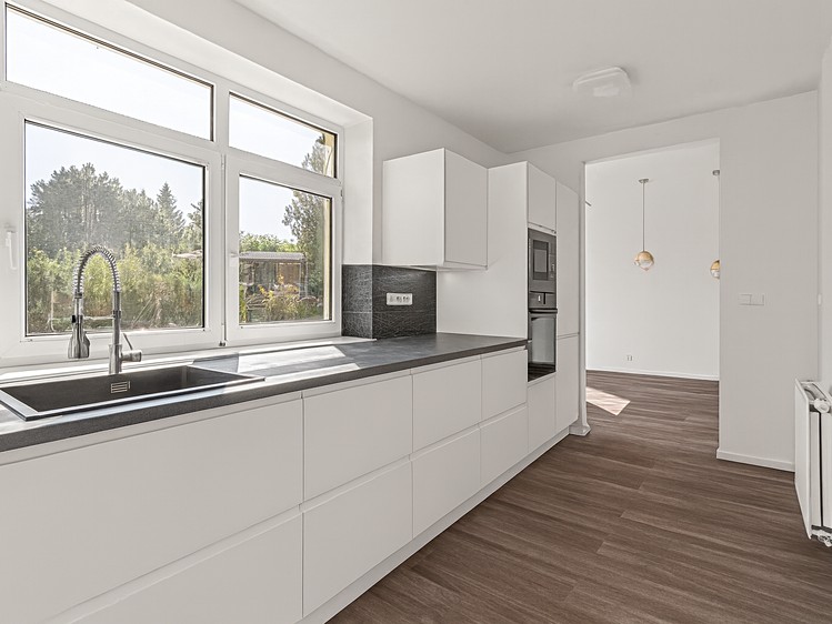 Prodej  rodinného domu 591 m², pozemek 1 271 m² - foto 5