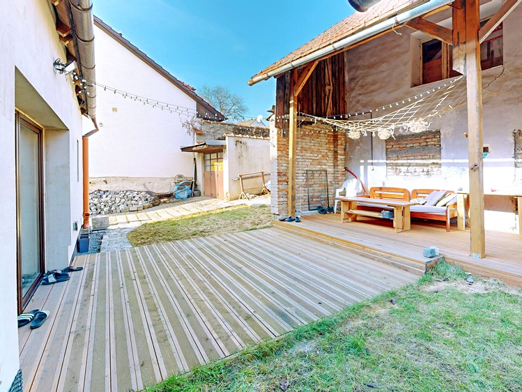 Prodej rodinného domu 167 m², pozemek 1 241 m² - foto 8