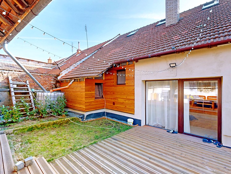 Prodej rodinného domu 167 m², pozemek 1 241 m² - foto 6