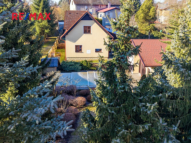 Prodej rodinného domu 122 m², pozemek 900 m² - foto 7