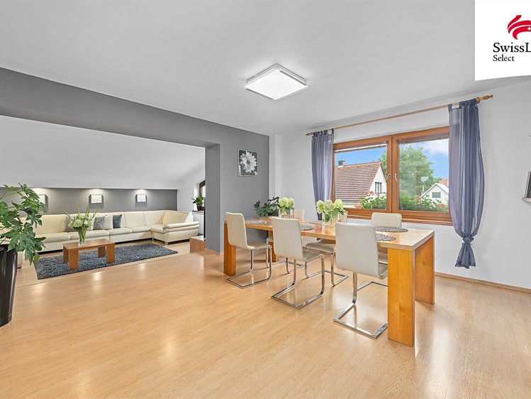 Prodej rodinného domu 300 m², pozemek 936 m² - foto 3