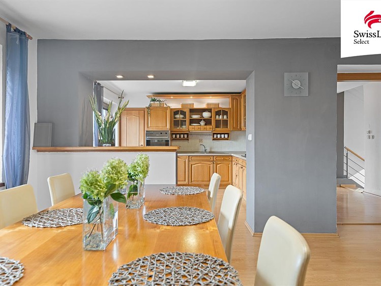 Prodej rodinného domu 300 m², pozemek 936 m² - foto 4