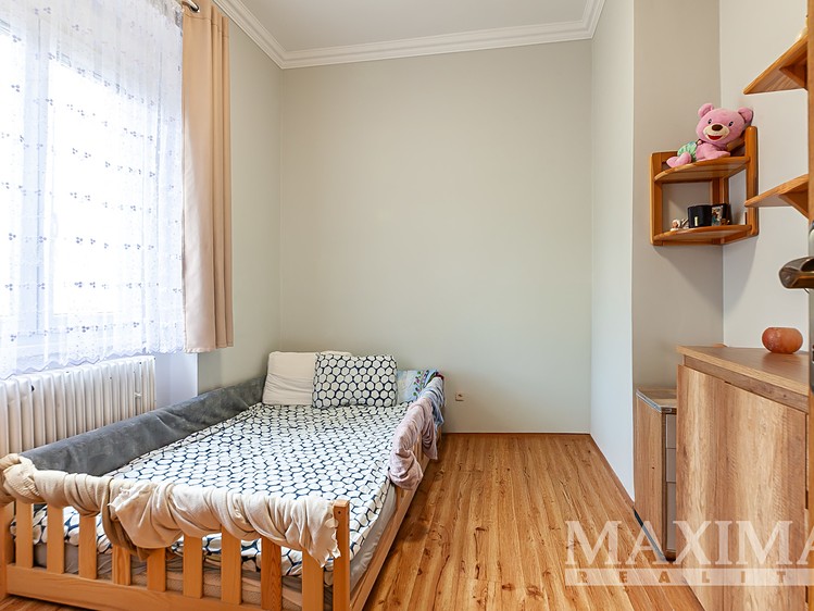 Prodej rodinného domu 255 m², pozemek 384 m² - foto 6