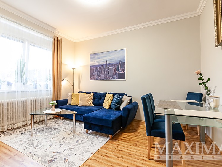Prodej rodinného domu 255 m², pozemek 384 m² - foto 5
