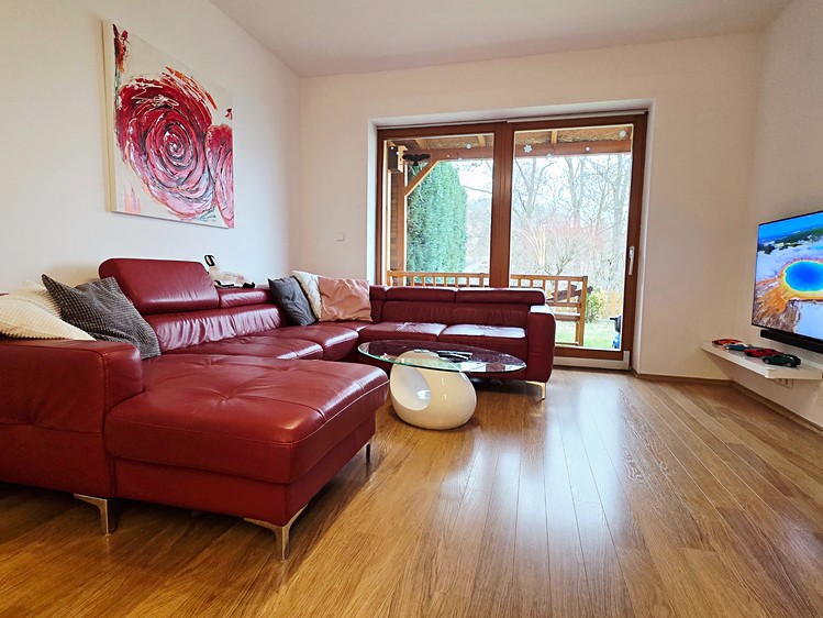 Prodej rodinného domu 160 m², pozemek 350 m² - foto 2