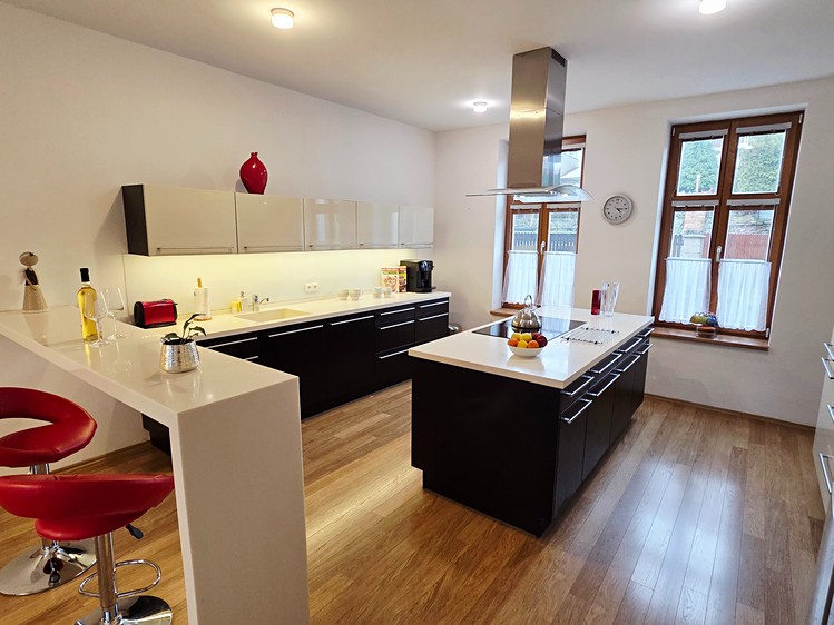 Prodej rodinného domu 160 m², pozemek 350 m² - foto 6