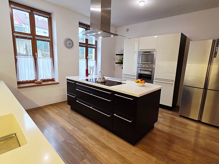 Prodej rodinného domu 160 m², pozemek 350 m² - foto 7