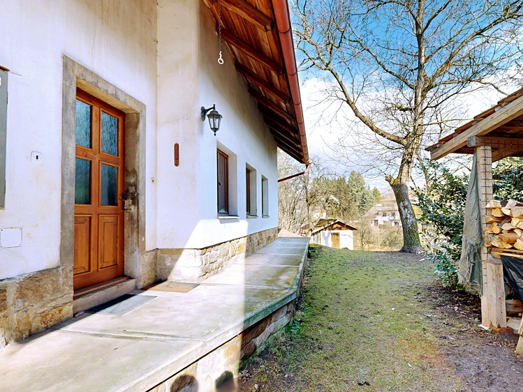 Prodej rodinného domu 183 m², pozemek 3 910 m² - foto 5