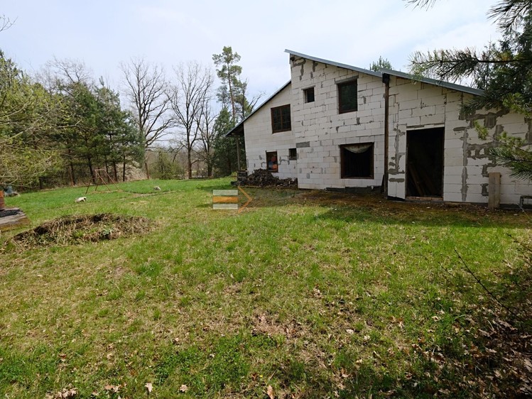 Prodej rodinného domu 250 m², pozemek 1 054 m² - foto 8