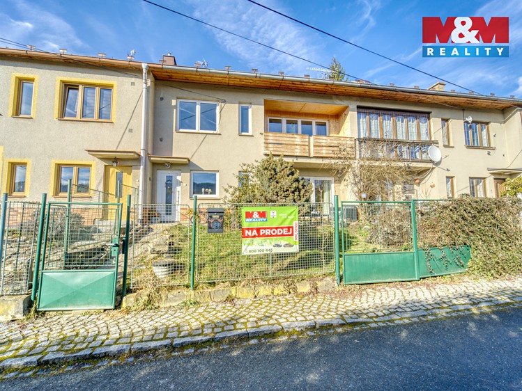 Prodej rodinného domu 147 m², pozemek 468 m² - foto 2