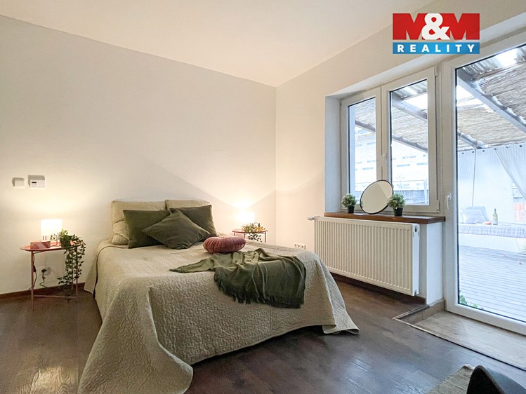 Prodej  rodinného domu 275 m², pozemek 235 m² - foto 5