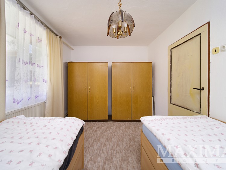 Prodej rodinného domu 2 032 m², pozemek 5 365 m² - foto 8
