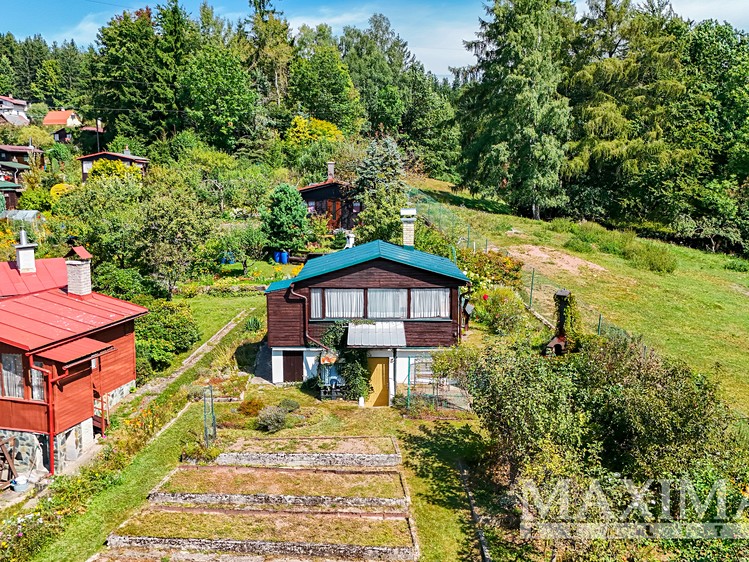 Prodej chaty 25 m², pozemek 422 m² - foto 1
