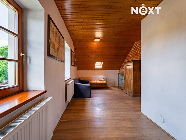 Prodej rodinného domu 177 m², pozemek 2 170 m² - foto 8