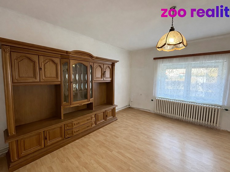 Prodej  vícegeneračního domu 152 m², pozemek 341 m² - foto 3