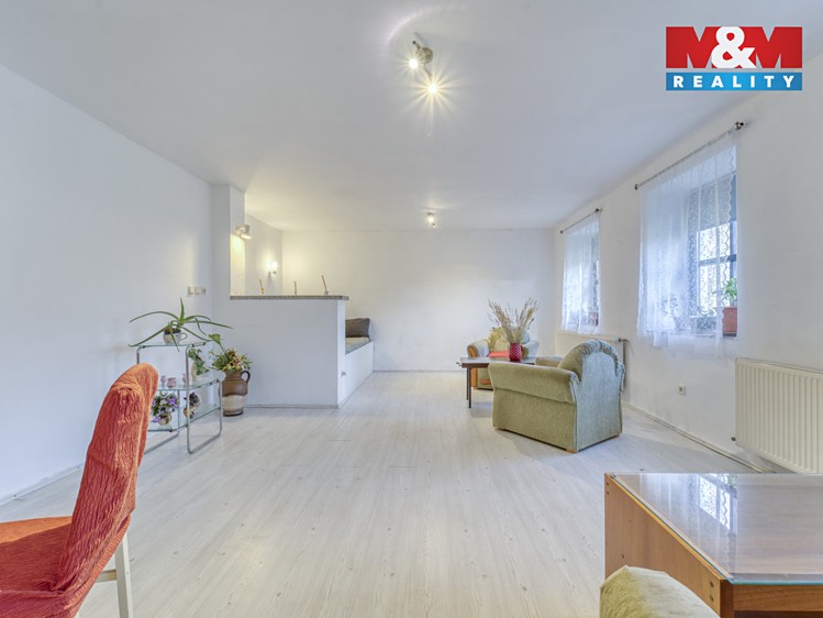 Prodej  rodinného domu 123 m², pozemek 697 m² - foto 4