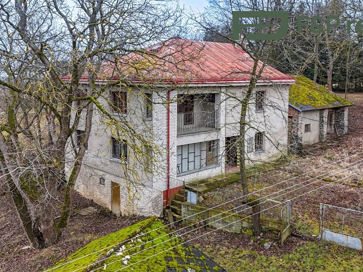 Prodej rodinného domu 175 m², pozemek 755 m² - foto 1
