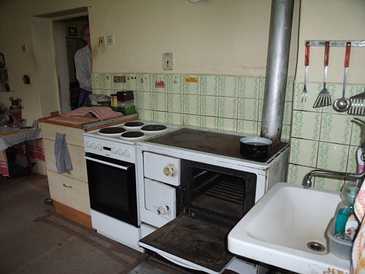 Prodej  rodinného domu 100 m², pozemek 1 457 m² - foto 3