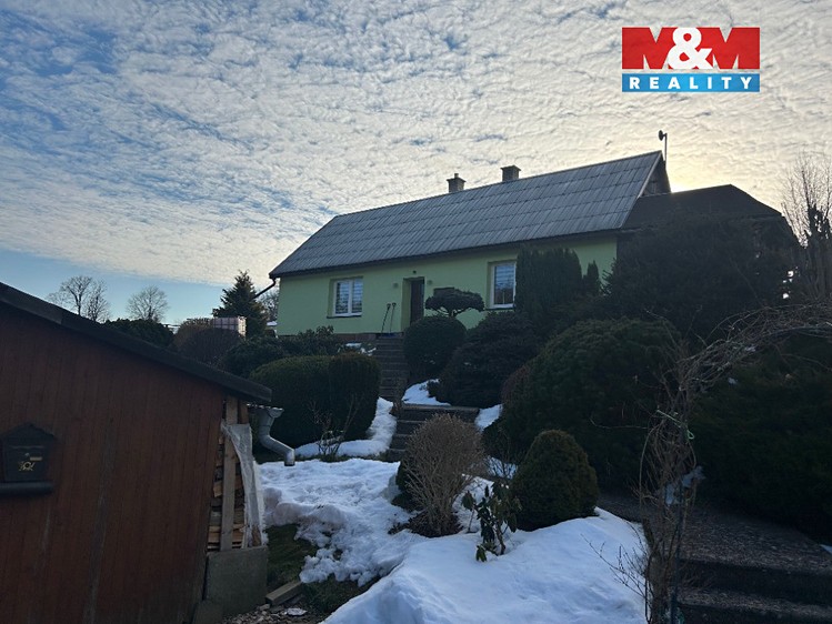 Prodej rodinného domu 170 m², pozemek 1 331 m² - foto 2
