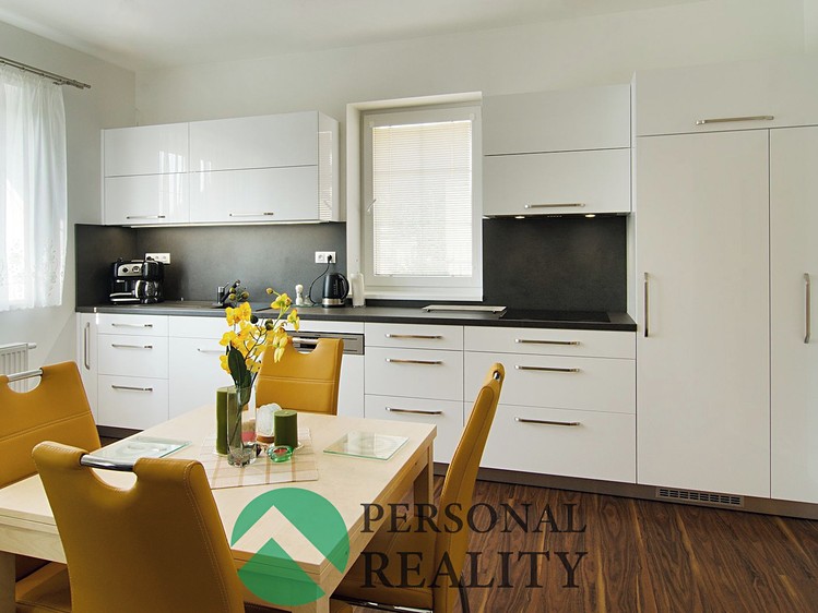 Prodej  rodinného domu 167 m², pozemek 946 m² - foto 6