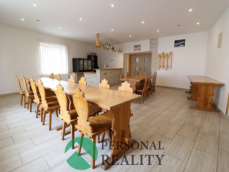 Prodej rodinného domu 600 m², pozemek 798 m² - foto 5