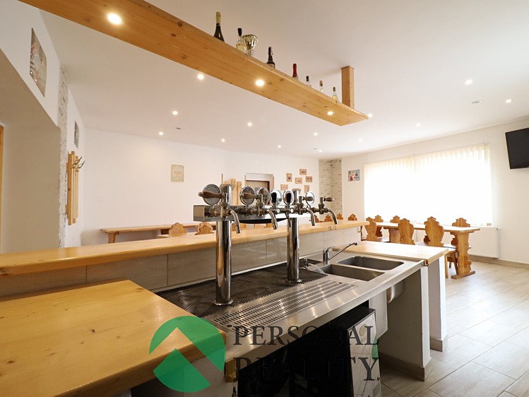 Prodej rodinného domu 600 m², pozemek 798 m² - foto 6