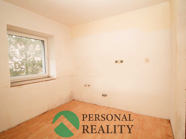 Prodej rodinného domu 80 m², pozemek 2 756 m² - foto 6