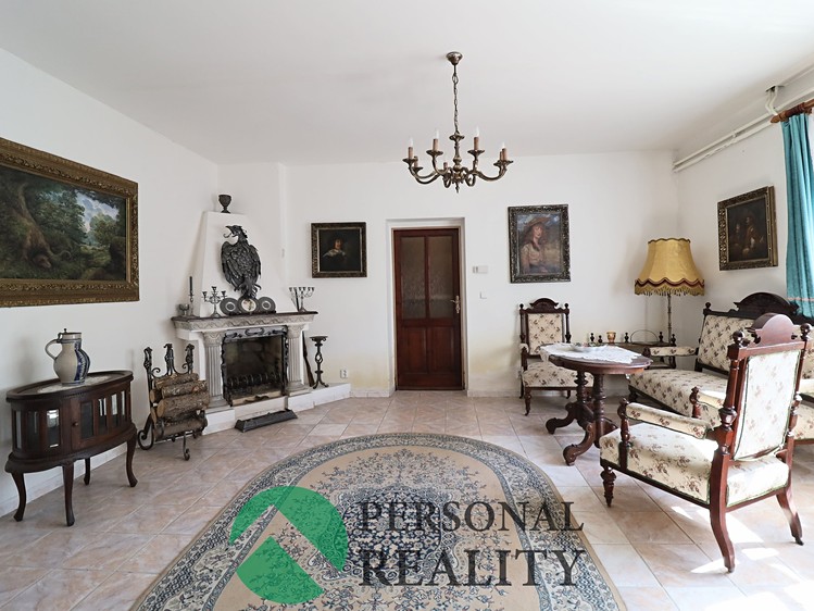 Prodej rodinného domu 261 m², pozemek 1 958 m² - foto 3