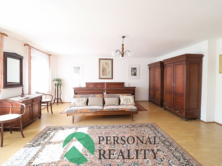 Prodej rodinného domu 261 m², pozemek 1 958 m² - foto 7
