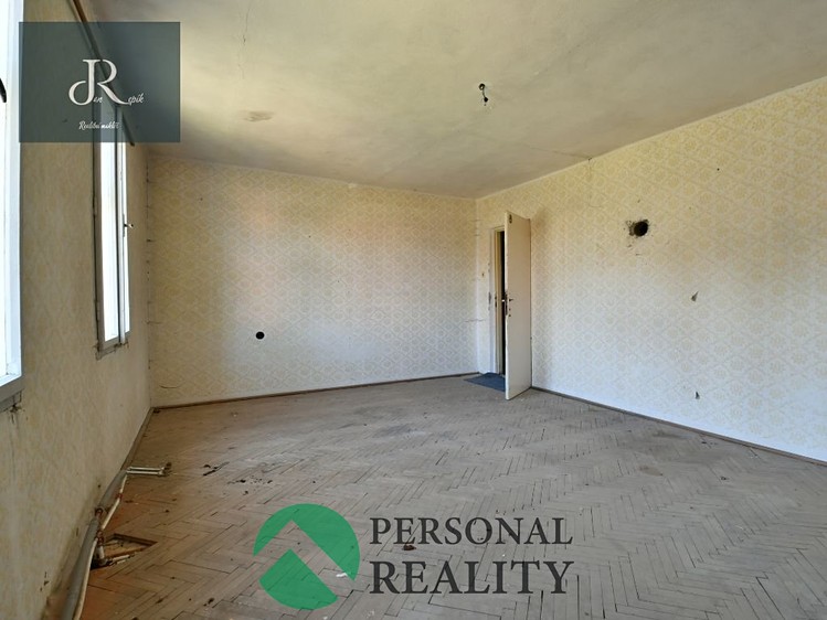 Prodej  rodinného domu 250 m², pozemek 1 581 m² - foto 7